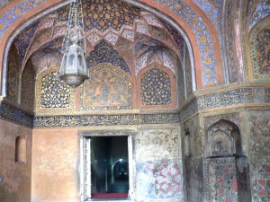 Akbar Tomb Inside