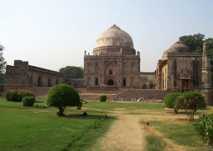 Bara Gumbad Tomb in Lodi Gardens