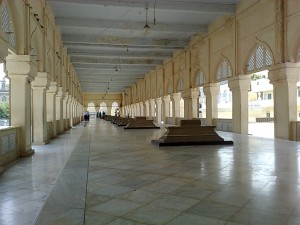 Mecca Masjid Inside