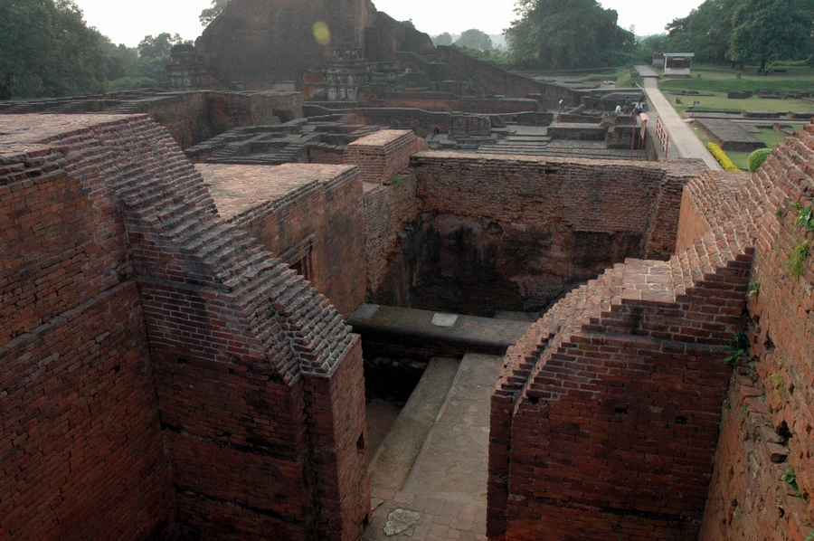 Nalanda University Historical Facts and Pictures | The ...
