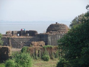 Arnala Fort Images