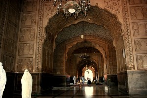 Badshahi Mosque Inside Pictures