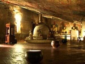 Dambulla Cave Temple Pictures