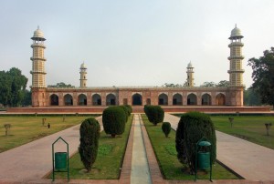 Jahangir Tomb Photos