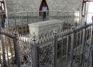 Jinnah Mausoleum Interior Grave