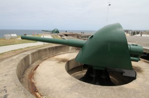 Fort Scratchley Guns Pictures