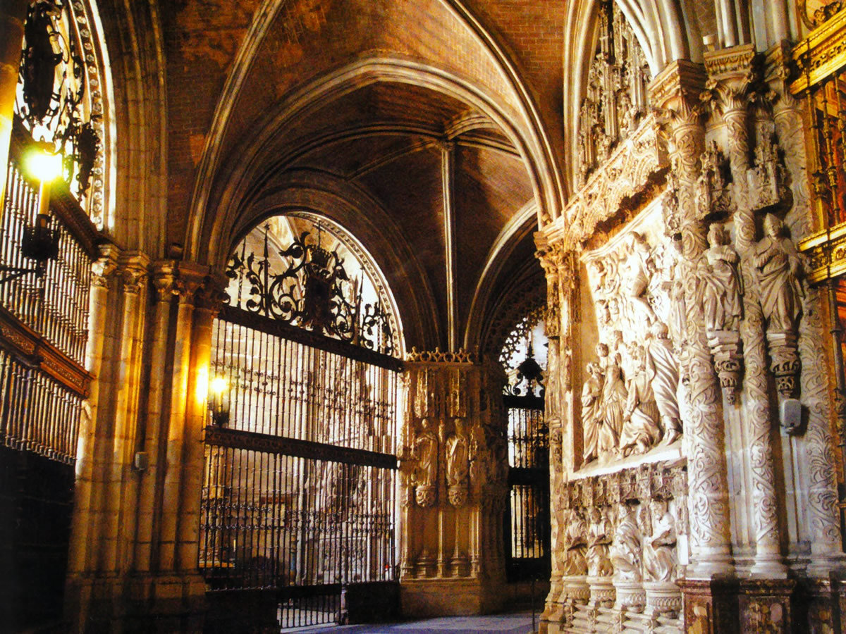 Burgos Cathedral Historical Facts and Pictures | The ...
