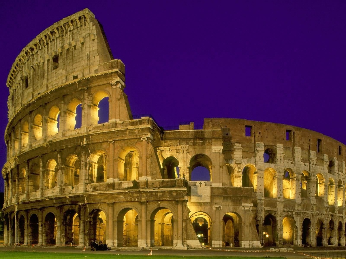 Colosseum Historical Facts and Pictures | The History Hub
