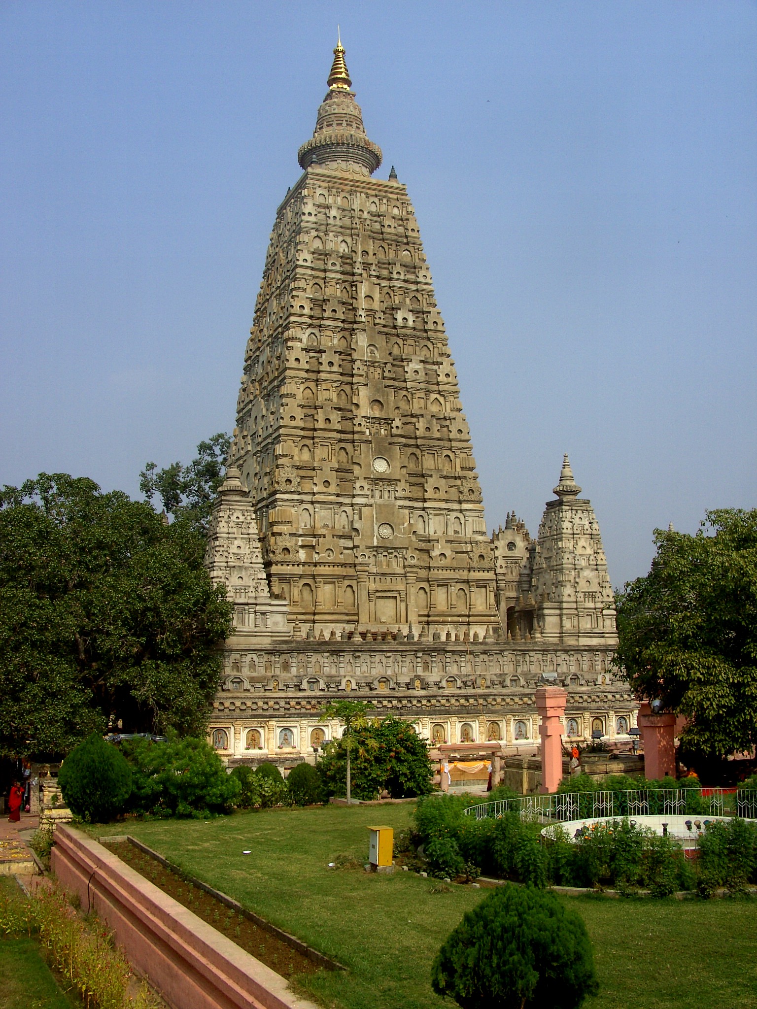 Mahabodhi Temple Bodh Gaya Historical Facts And Pictures The